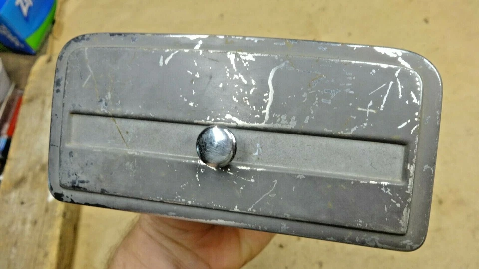 Bandeja de ceniza Hudson Hornet 1951 1952 1953 con retenedor Super Wasp original en el tablero Foto 4 de 4