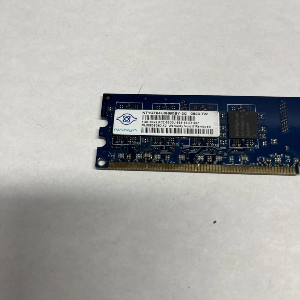NT1GT64U8HBOBY-3C 1GB 667Mhz 240-PIn 2Rx8 DIMM PC2-5300U 377726-888 - Image 2 of 2