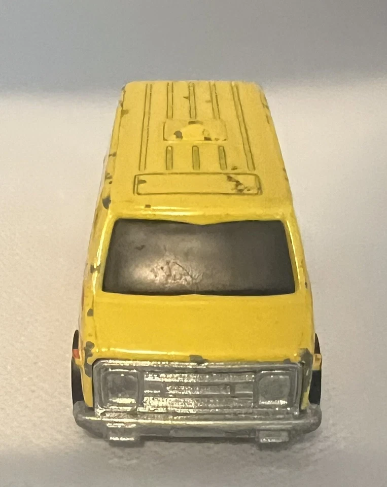 Ambulancia Hot Wheels Redline Vintage 1974 Super Van esmalte amarillo original Foto 3 de 4