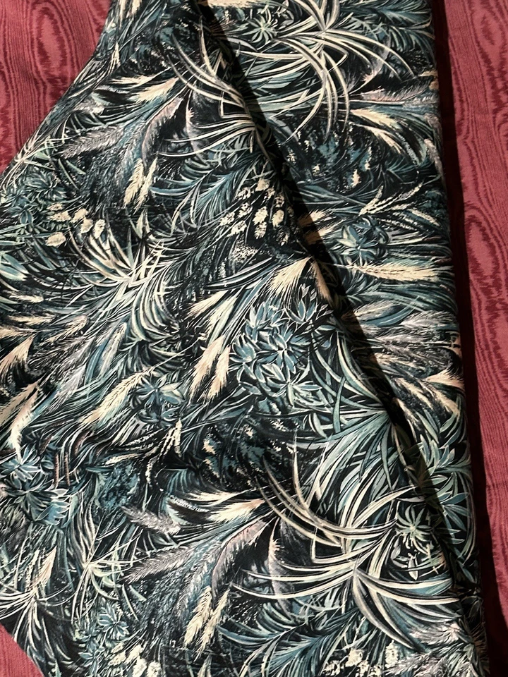 TELA ACOLCHADA 2 YARD Robert Kaufman Jennifer Sampou Nature Collection verde azulado 5 disponibles Foto 2 de 4