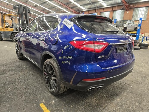 MASERATI LEVANTE TAILGATE GARNISH CENTRE M161 07/2016-2024 764657 - Picture 7 of 12