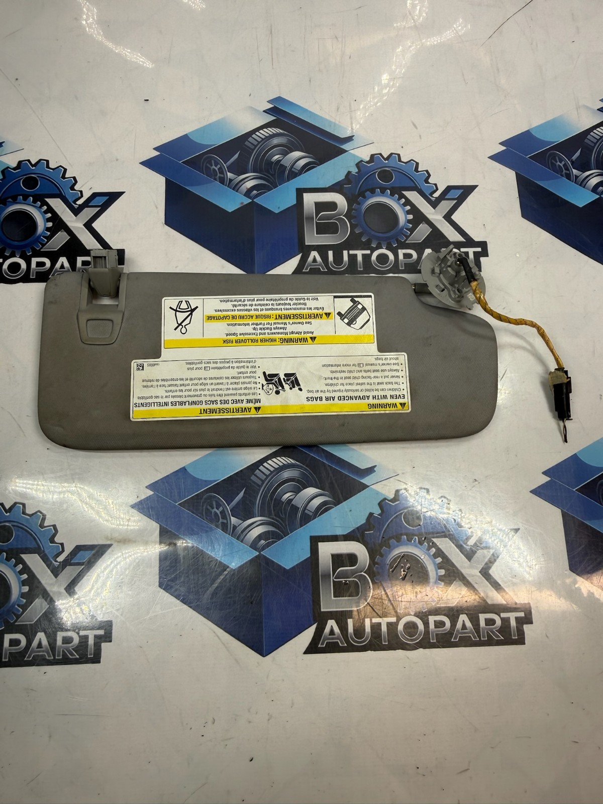 2018-2024 CHEVROLET EQUINOX FRONT LEFT DRIVER SIDE UPPER SUN VISOR OEM
