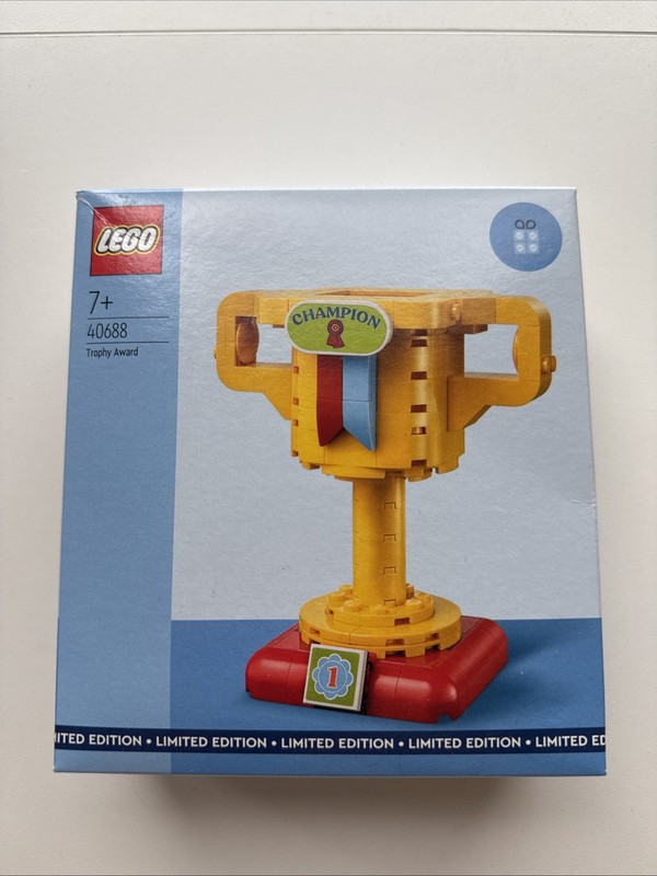 LEGO 40688 Trophy Award GWP Set - Brand New Sealed