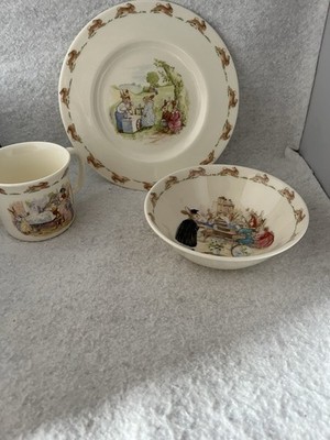 Royal Doulton ''Bunnykins'' Set:Plate Bowl Cup Beatrix Potter 1988