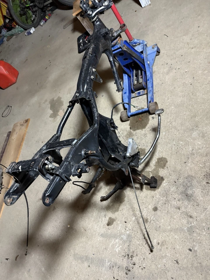 Cuadro de motocicleta Honda CB400 1979-81 Foto 3 de 3