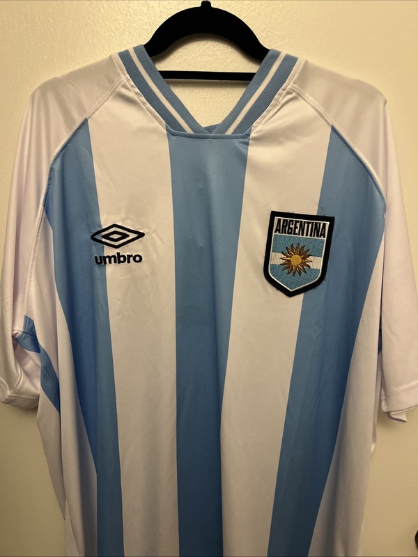 Umbro Argentina Soccer Jersey White/Blue Striped Shirt Size M NWT