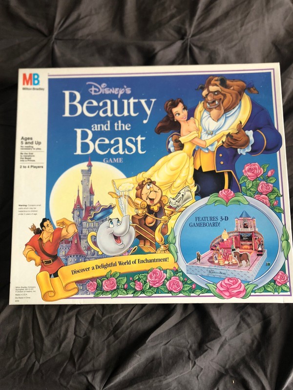 Walt Disney’s Beauty And The Beast 3D Board Game Milton Bradley Vintage 1992