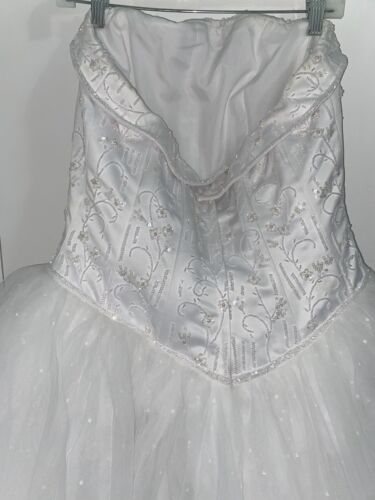 DAVIDs Bridal SZ 16 BEADED Ball Gown Wedding Dress Strapless Princess Tulle - Picture 4 of 17