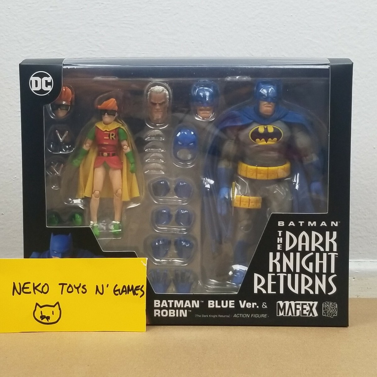 【新品・未開封】MAFEX BATMAN BLUE Ver. & ROBIN MAFEX Batman Blue Version & Robin The Dark Knight Returns US