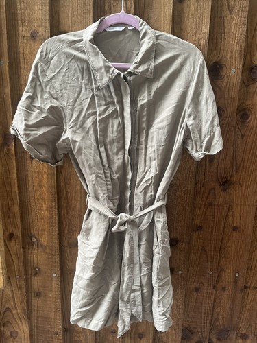 Uniqlo Playsuit Shorts Khaki Größe M