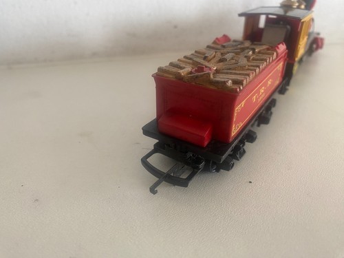 TRIANG R358 DAVY CROCKETT RED BLACK ALL ORIGINAL LOCO &TENDER R233 VG RUNNER VGC - Picture 3 of 14