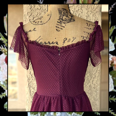 regal radiance burgundy tulle bustier midi dress Lulus Regal Radiance Burgundy Tulle Bustier Off The Shoulder Midi Dress Size S