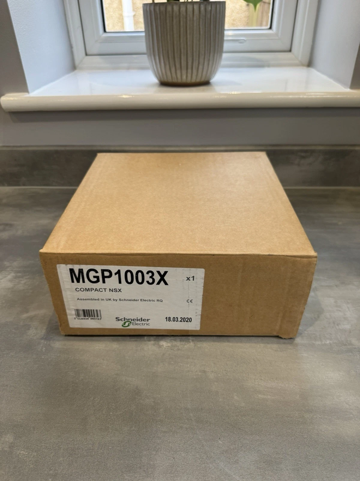 Schneider MGP1003X Compact NSX 3 Pole MCCB 36KA Brand New In Box