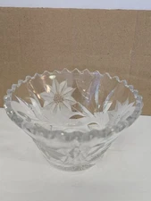 American Brilliant Cut Etched Flower Scalloped Cut Crystal Glass Bowl 