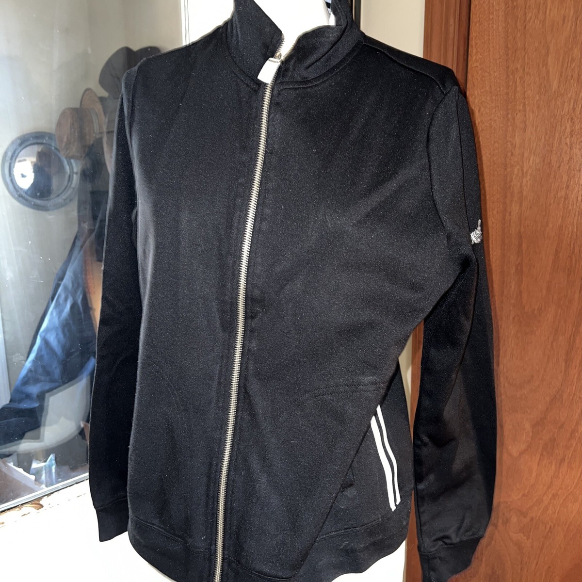 Izod Movement Women's Light Weight Jacket Black Size L Striped Sides Sporty  GUC