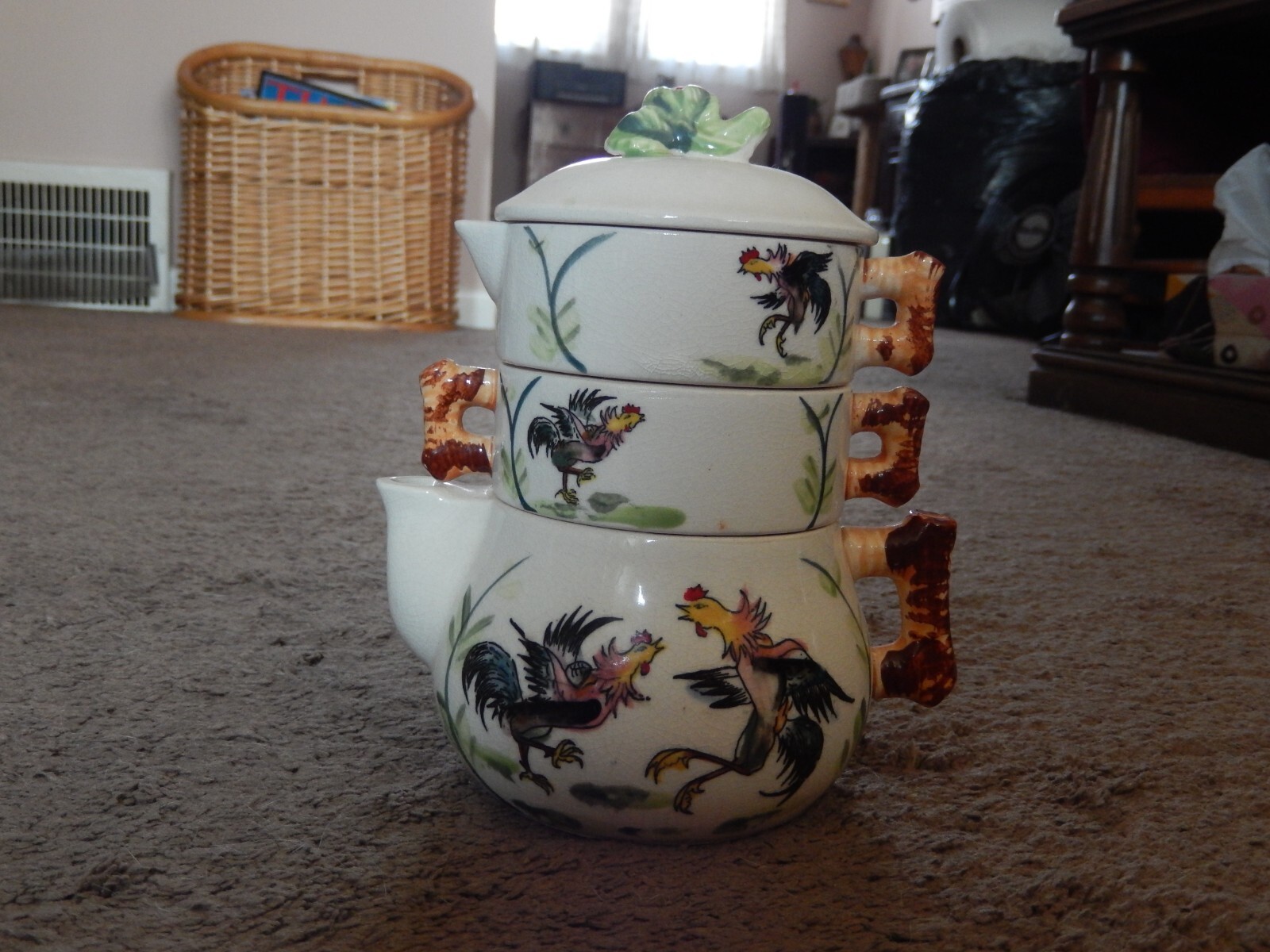 Picture 3 of 24