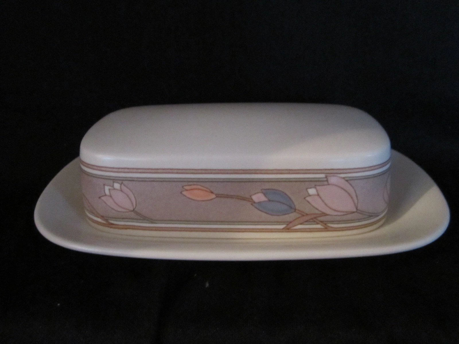 Mikasa Meadow Sun Covered Butter Dish Made in Japan