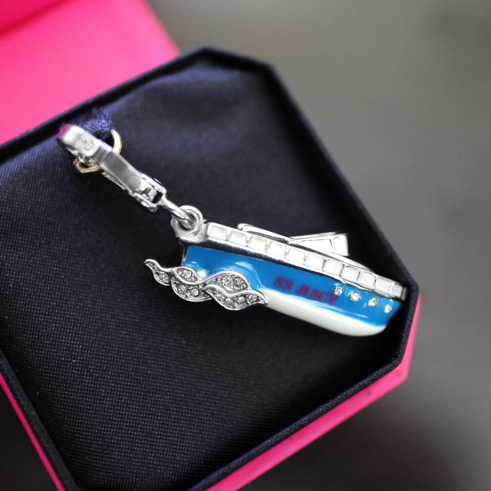 NUEVO CON ETIQUETAS NUEVO EN CAJA JUICY COUTURE 3D Speed Boat Pulsera Dije NUEVO Foto 4 de 4