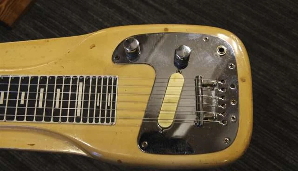 FENDER CHANPION LAP STEEL Electric Steel Guitar Used Japan - Image 3 of 4