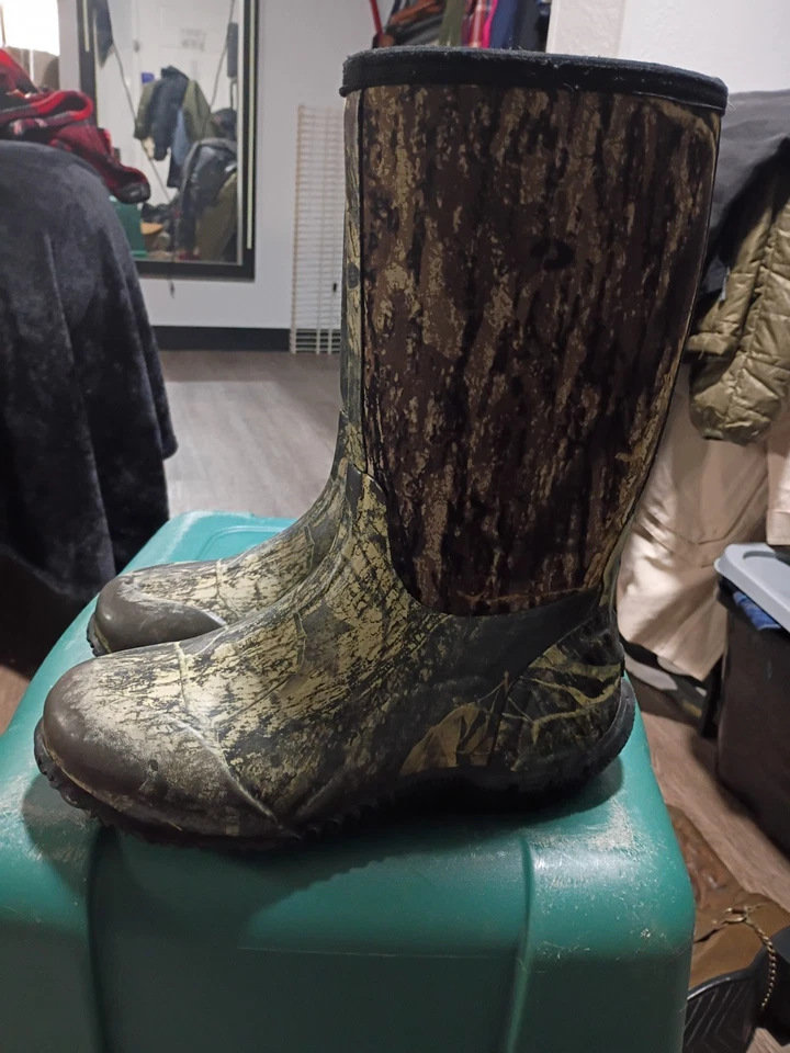 Botas de Caza Clásicas Bogs Sobre Roble Mossy Patrón Camuflado Juvenil Talla 6 Foto 2 de 3