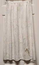 Sz M Vintage HENSON KICKERNICK Half Slip Slit/Bow Antron BLUSH BEIGE FLORAL