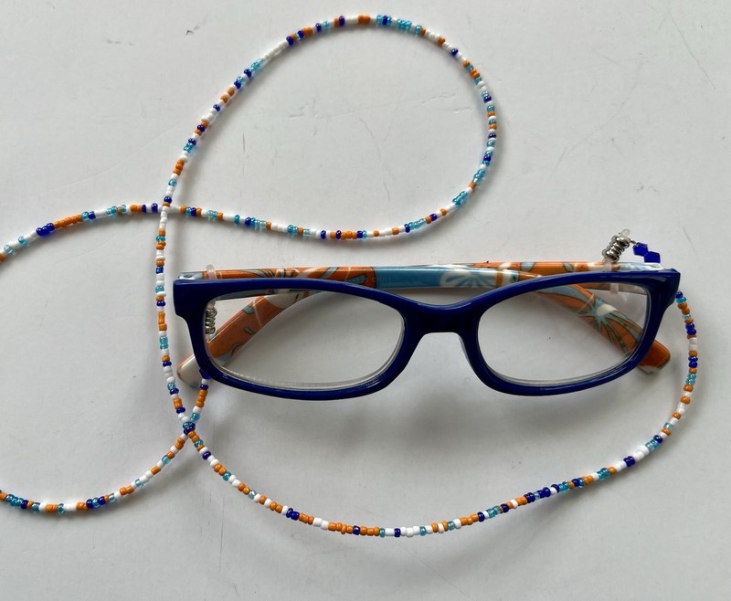 CHEATERS +3.25 with Handbeaded Chain.