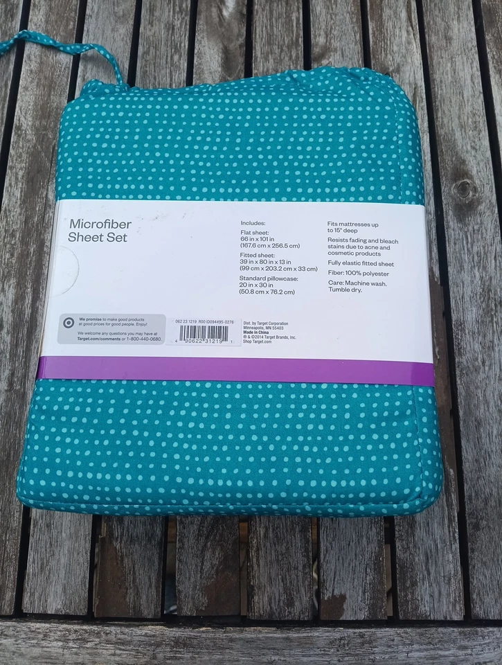 Juego de sábanas de microfibra Twin XL lunares Room Essentials resistente a las arrugas nuevo Foto 4 de 4
