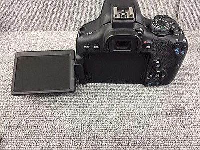 Canon EOS Kiss X8i / Rebel T6i / 750D 24.2 MP DSLR 18-55 55-250