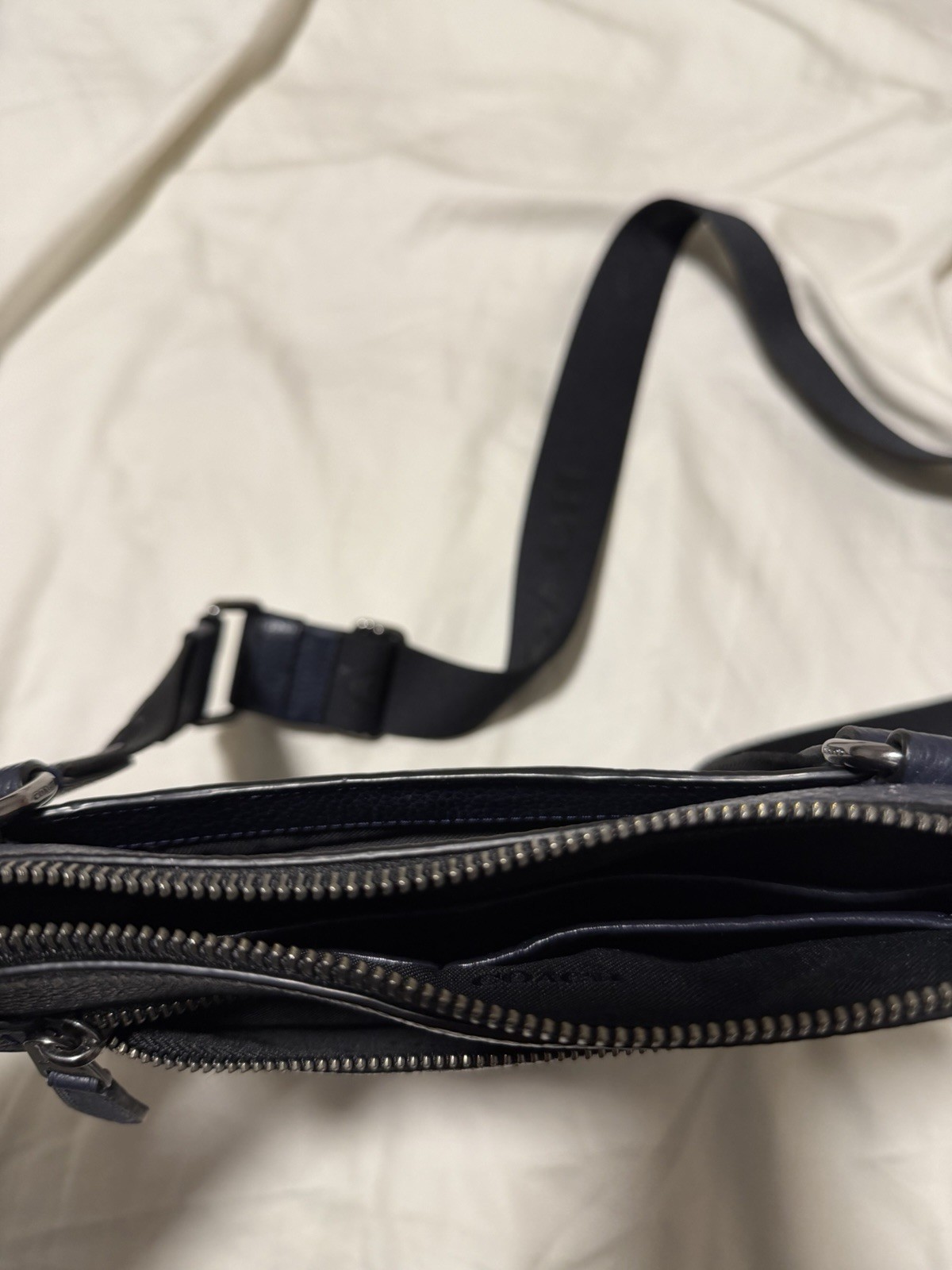 Coach Men's Crossbody Bag Navy Blue Leather Adjustable Strap Inner Outer Pockets