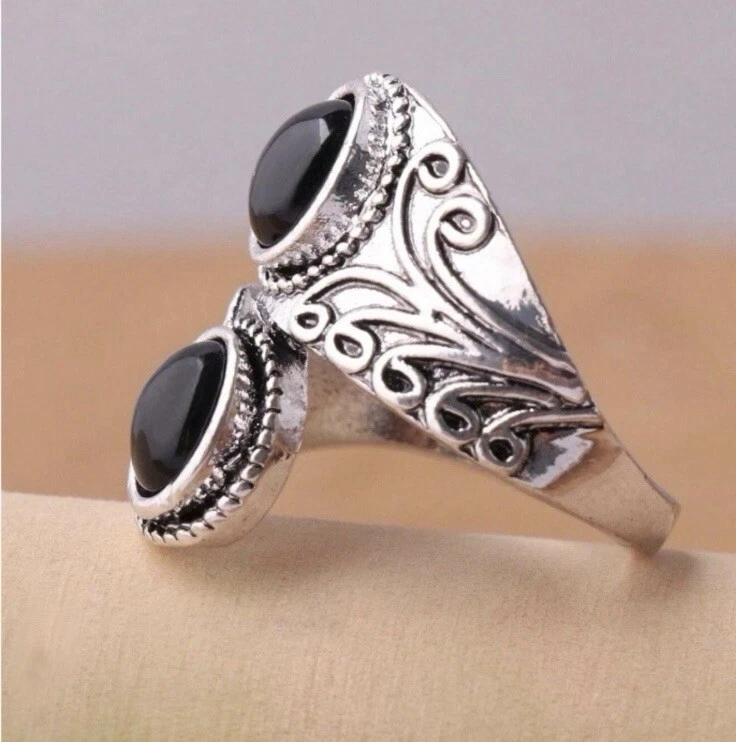 Anillo bypass de plata de ónix negro talla 7 Foto 4 de 4