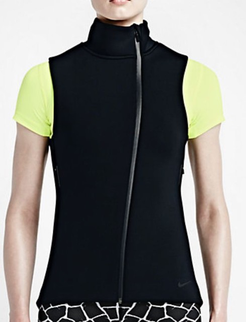 nike therma sphere max vest
