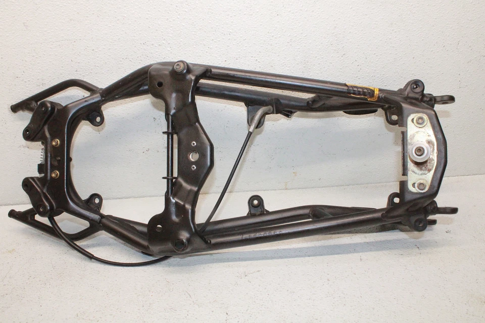 03 04 05 06 MV AGUSTA BRUTALE 750 S OEM SUBCHASIS TRASERO COLA *RECTO* Foto 4 de 4