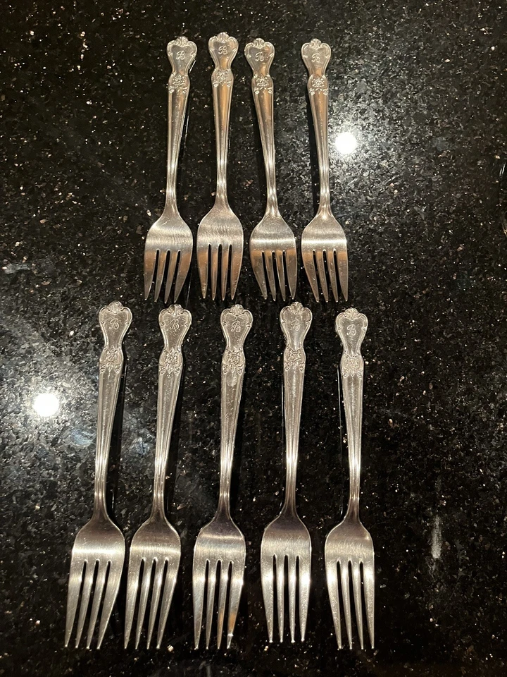 DE COLECCIÓN PLATO DE COMPAÑÍA ANTIGUA "B" Monograma Perforado Salsa de Arándanos Tenedor para Servir 7" Foto 2 de 4