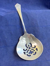 Sterling Silver R. Wallace & Sons Bon Bon Spoon 28.7g Olive Nut Candy Utensil
