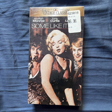 SEALED Some Like It Hot VHS Vintage Classics 1959 NR MGM/UA Wilder Monroe