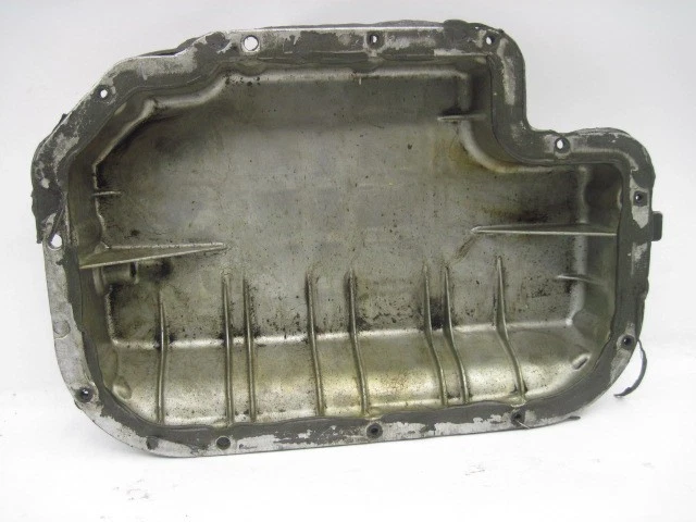 Used Lower Engine Oil Pan fits: 2000 Mercedes-benz Mercedes e-class 163 Type ML3 Foto 4 de 4