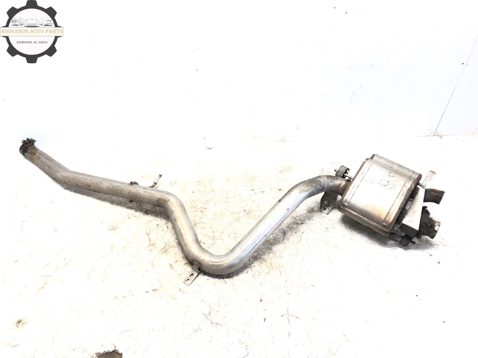 2017-2024 MASERATI LEVANTE 3.0L LEFT DRIVER REAR MUFFLER SILENCER W/ PIPE OEM