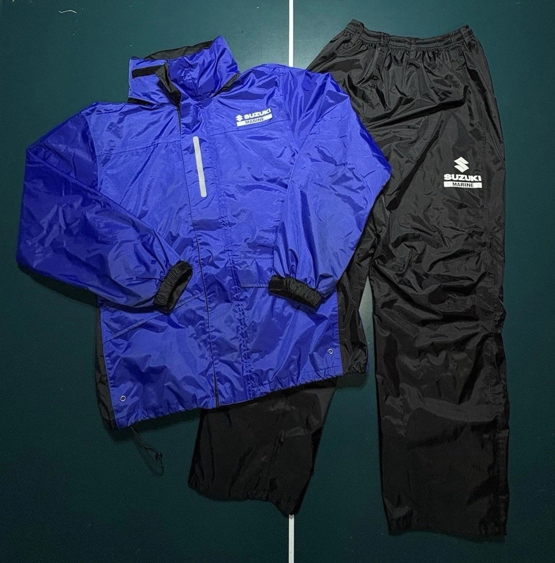 Suzuki Marine Rain Suit Set Jacket & Pants Men’s Large Hooded Windbreaker
Opens in a new window or t