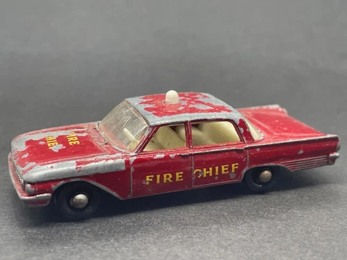 MATCHBOX LESNEY FORD FAIRLANE FIRE CHIEF CAR