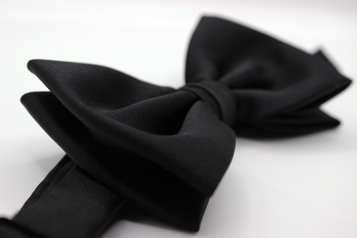 Valentino Textured Silk Cummerbund Valentino Sale | Valentino Ties & Cummerbunds | Tie Deals main image 2