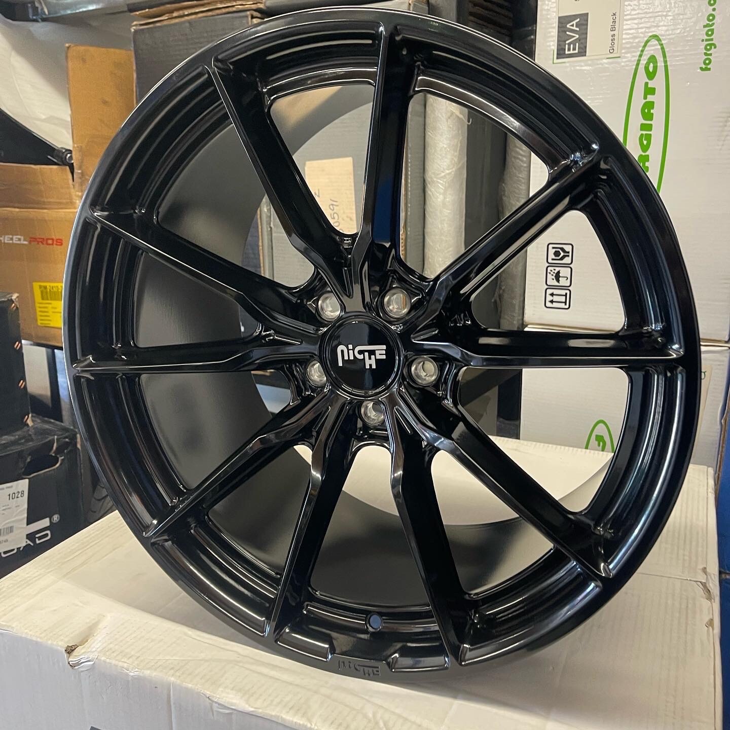 22x9-10.5 NICHE RAINER BMW MERCEDES BENZ S550 AUDI ROLLS BENTLEY PACKAGE DEAL!