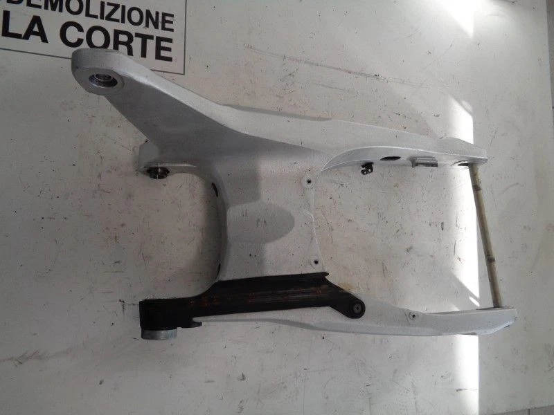 FORCELLA POSTERIORE PER Yamaha MT-03 660cc (06>14) - Immagine 2 di 3