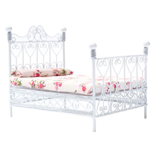 CuteBed Mini Mattress Furniture Model Miniature Bedroom Accessory Baby Kids - Picture 1 of 4