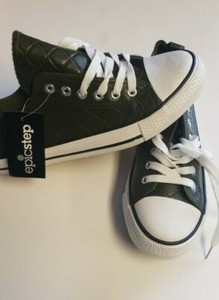 dark green sneakers womens