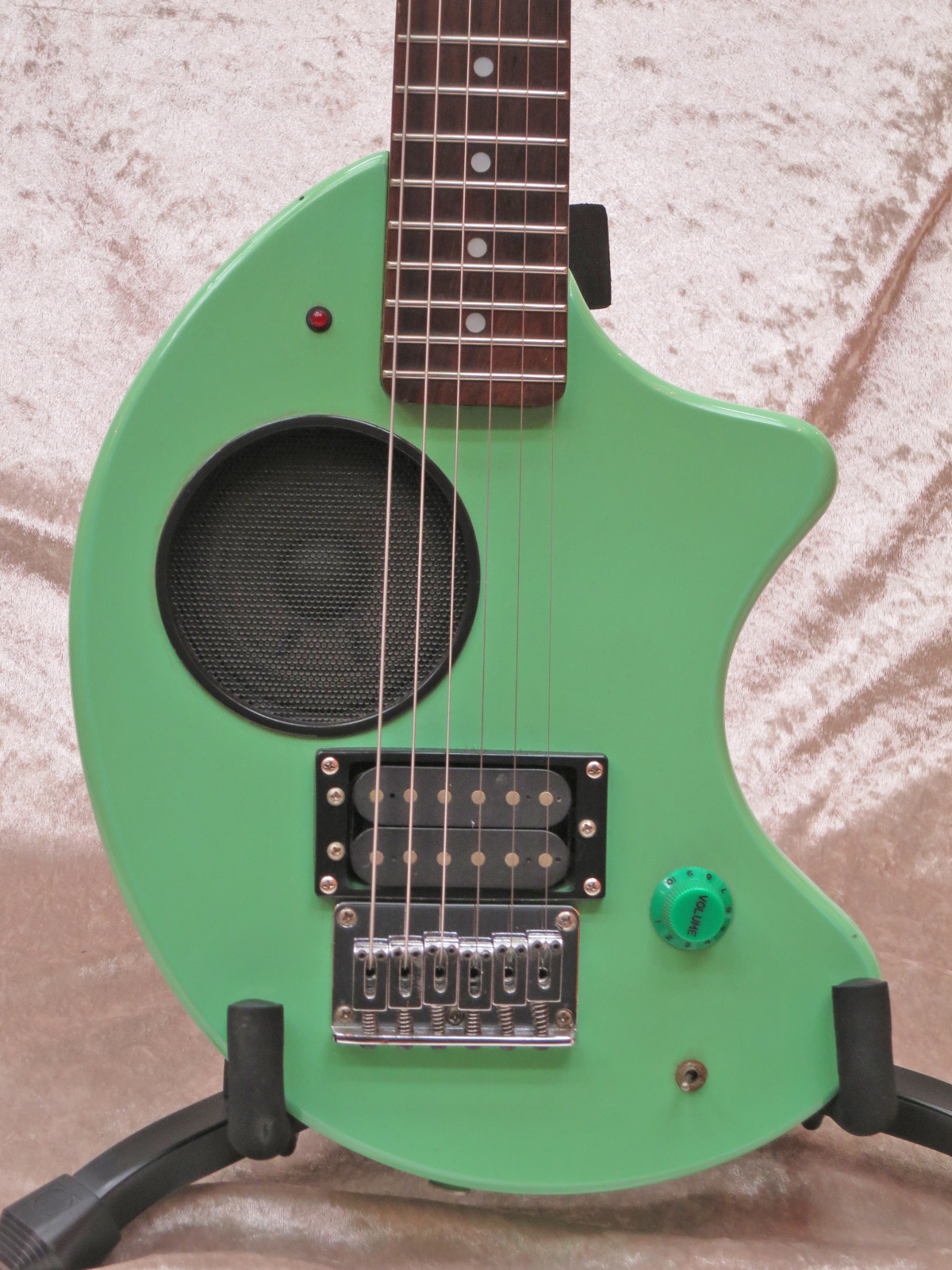 FERNANDES FERNANDES FERNANDES ZO-3 E.Guitar Free Shipping Grün Built-in Amplifier Type 3f93dc FERNANDES FERNANDES FERNANDES ZO-3 E.Guitar Free Shipping Grün Built-in Amplifier Type 3f93dc