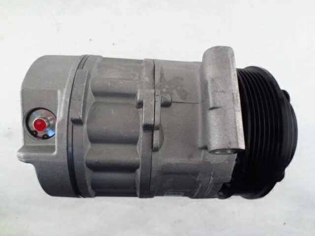 Nuevo compresor de aire acondicionado para Dodge Sprinter 2500/3500 2003-2006 (2,7 L)  Foto 4 de 4