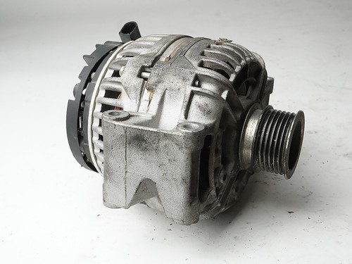 2010 - 2013 Mercedes Benz E Class C207 Engine Alternator Generator Electric Oem - Picture 2 of 10