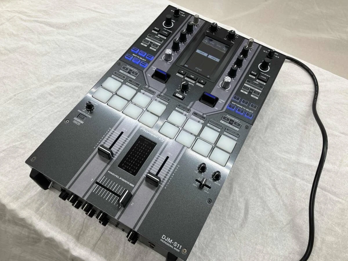 Pioneer DJ DJM-S11-SE Special Edition 2ch Scratch DJ Mixer Serato