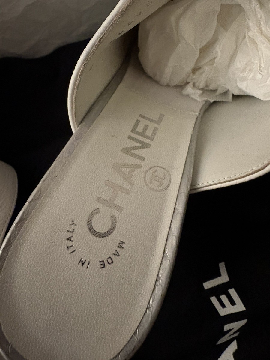 Chanel interlocking CC Leather logo mules Ivory/Silver SZ 36/US 6