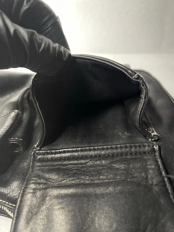 Bolso de Hombro Hobo de Cuero Perlina New York Cartera Forma Frontal Hebilla Bolsillo 11x10 Foto 4 de 4